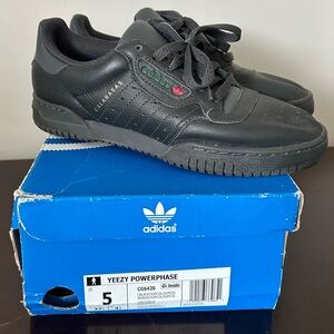 Yeezy Powerphase - black